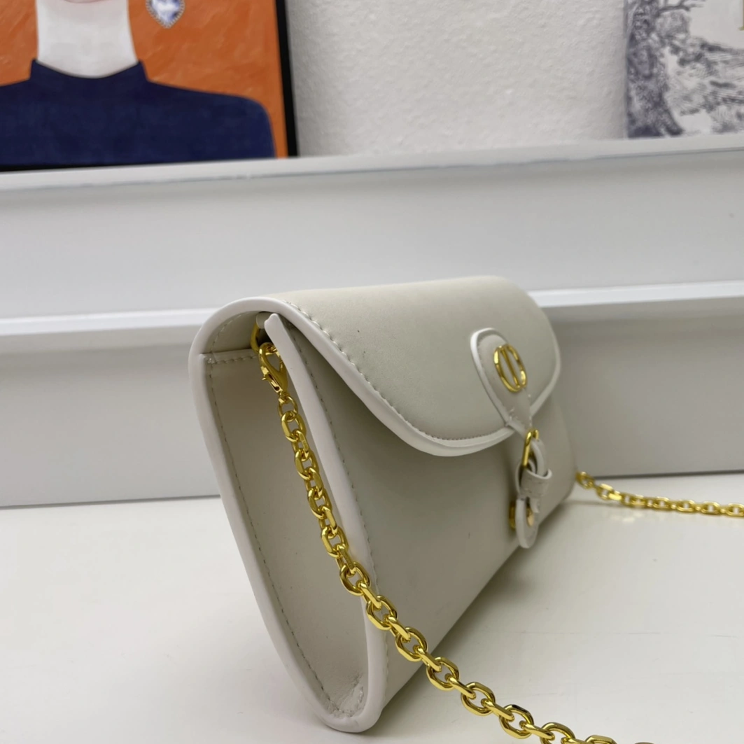 Christian Dior AAA Quality Messenger Bags For Women Versatile 2387 - Image 6