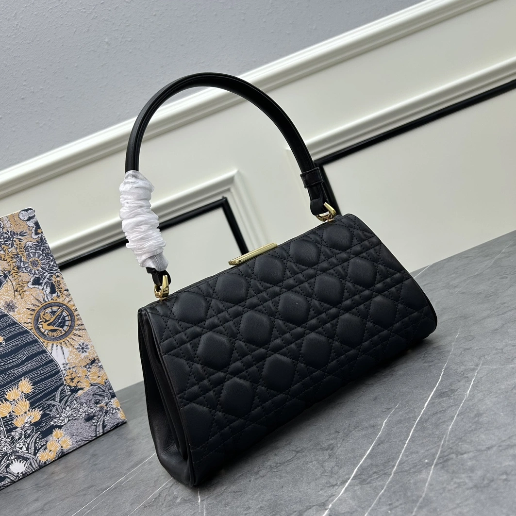 Christian Dior AAA Quality Shoulder Bags For Women Classic 4406 - Image 3