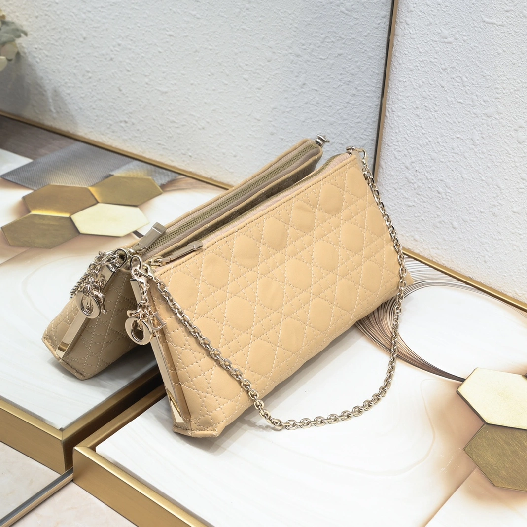 Christian Dior AAA Quality Shoulder Bags For Women Vibrant 5631