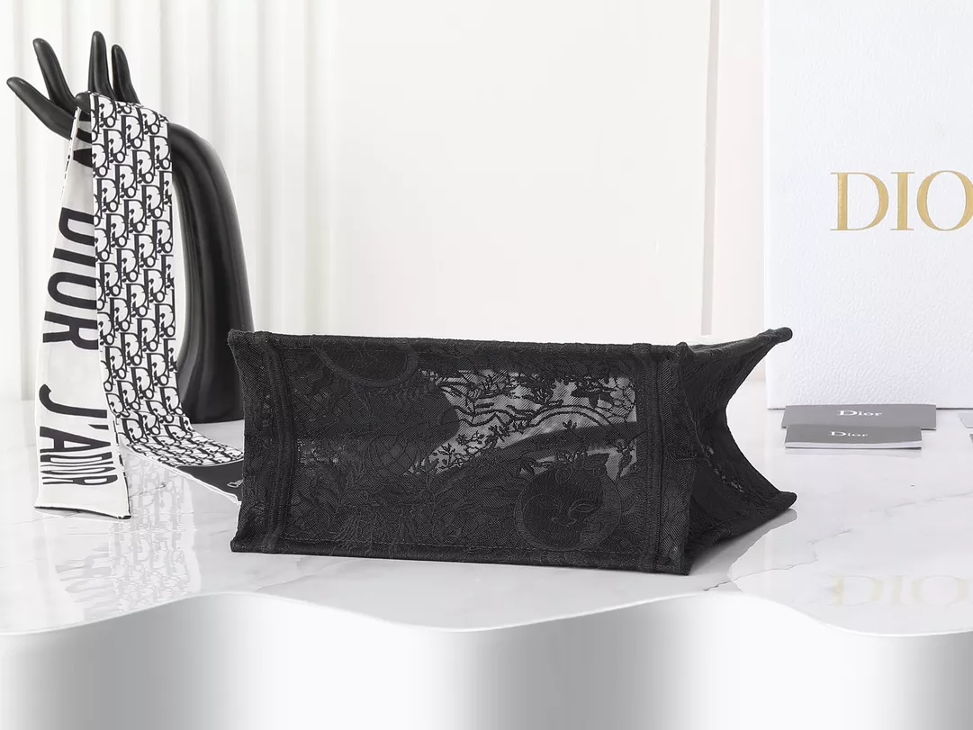 Christian Dior AAA Quality Tote-Handbags For Women Minimalist 9357 - Image 7