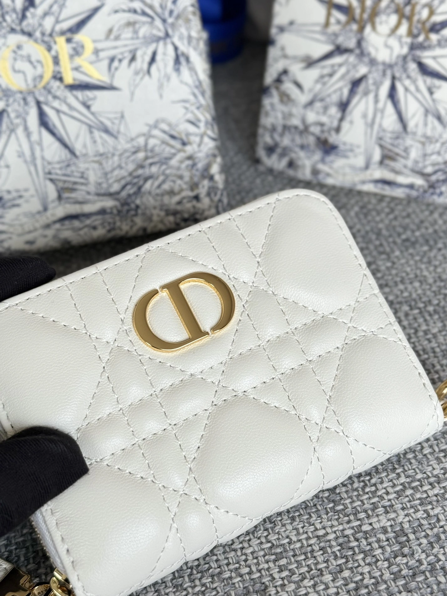 Christian Dior AAA Wallets For Women DailyWear 1958 - Image 3