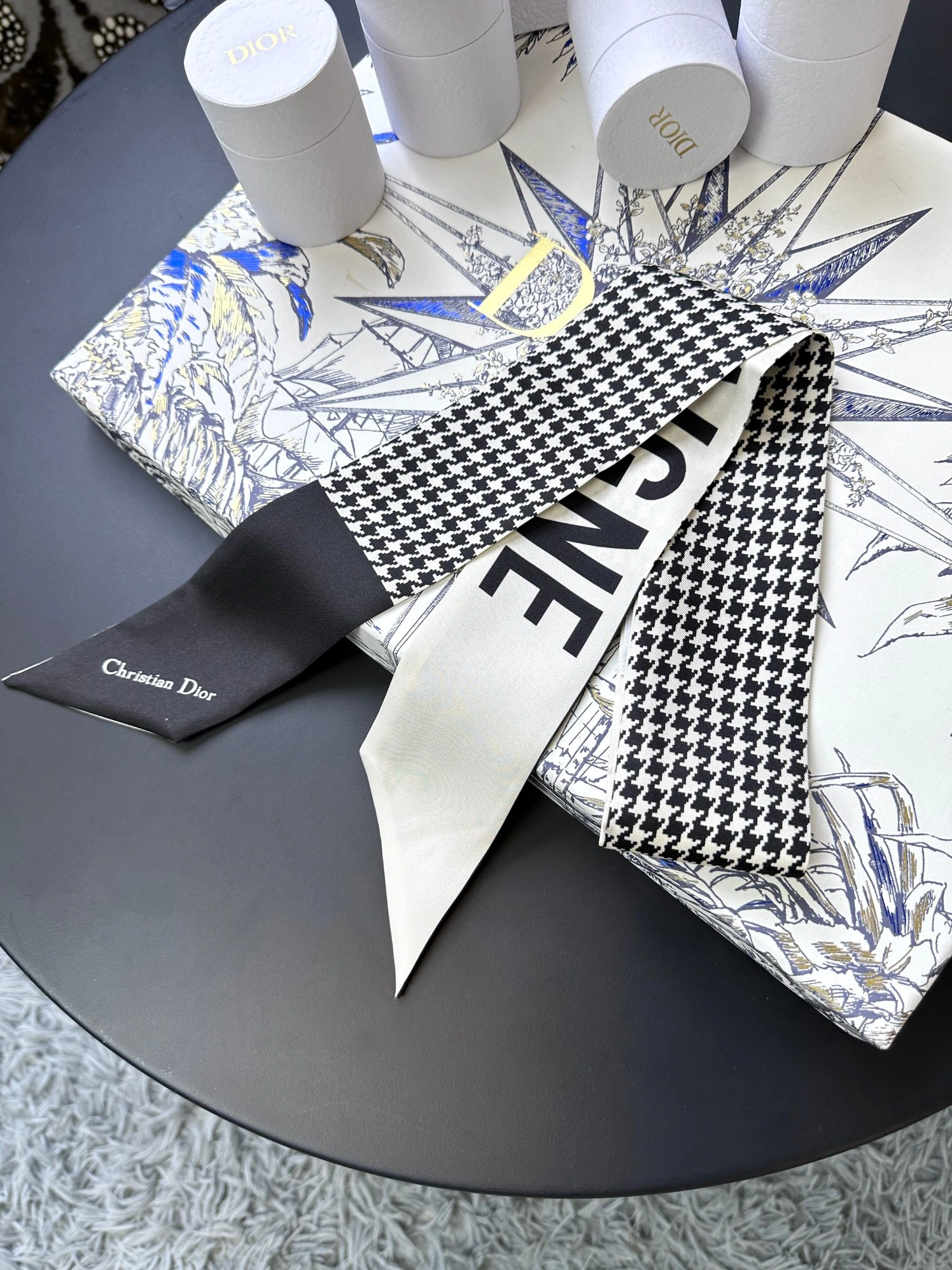 Christian Dior Bandeau For Women Durable 2586 - Image 4