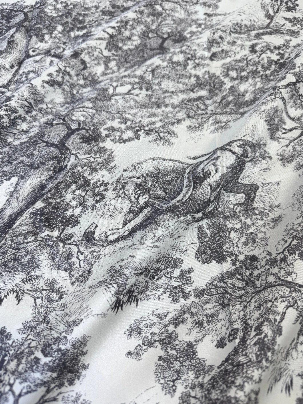 Christian Dior Silk Squares For Women Elegant 2663 - Image 5