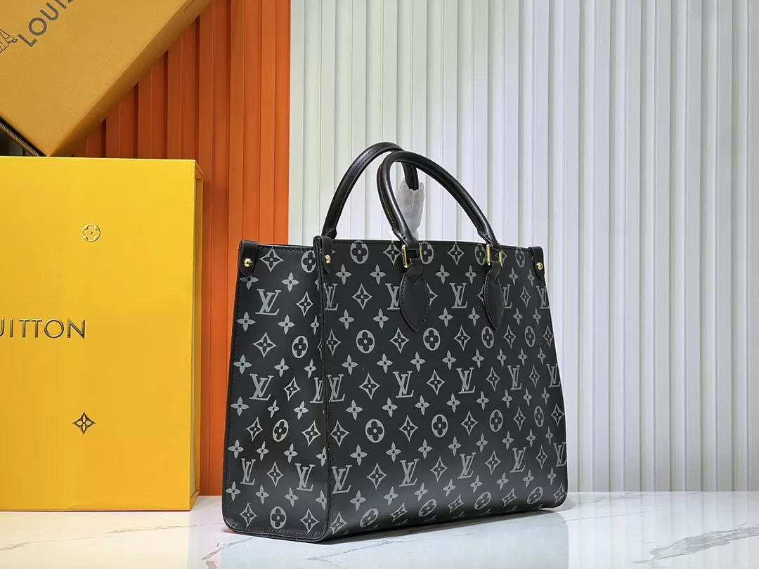 Classic 5995 Louis Vuitton AAA Quality Tote-Handbags For Women