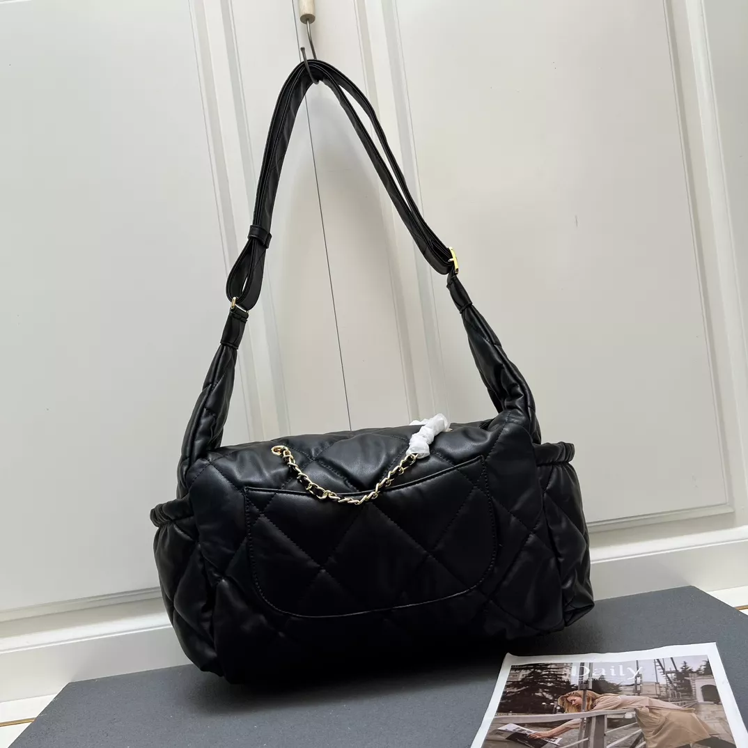 Comfortable 7650 Chanel AAA Quality Shoulder Bags For Women - Image 4