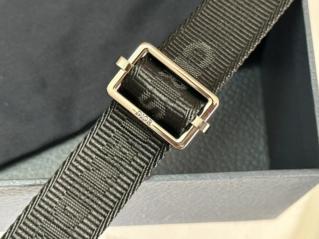 Comfortable 7988 Christian Dior AAA Man Messenger Bags - Image 6