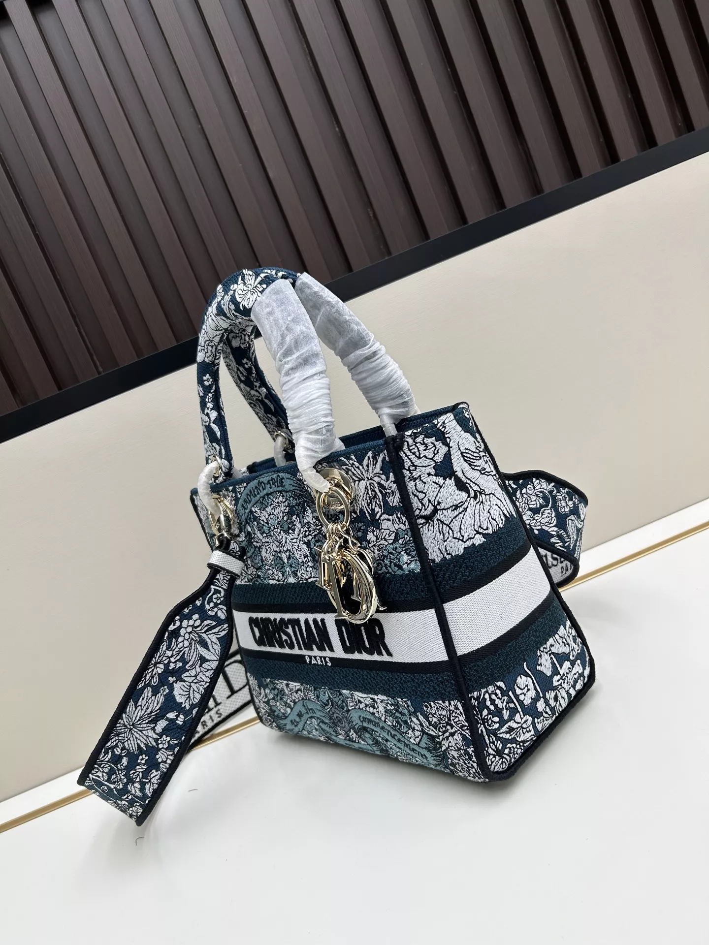 Cozy 2703 Christian Dior AAA Quality Handbags For Women