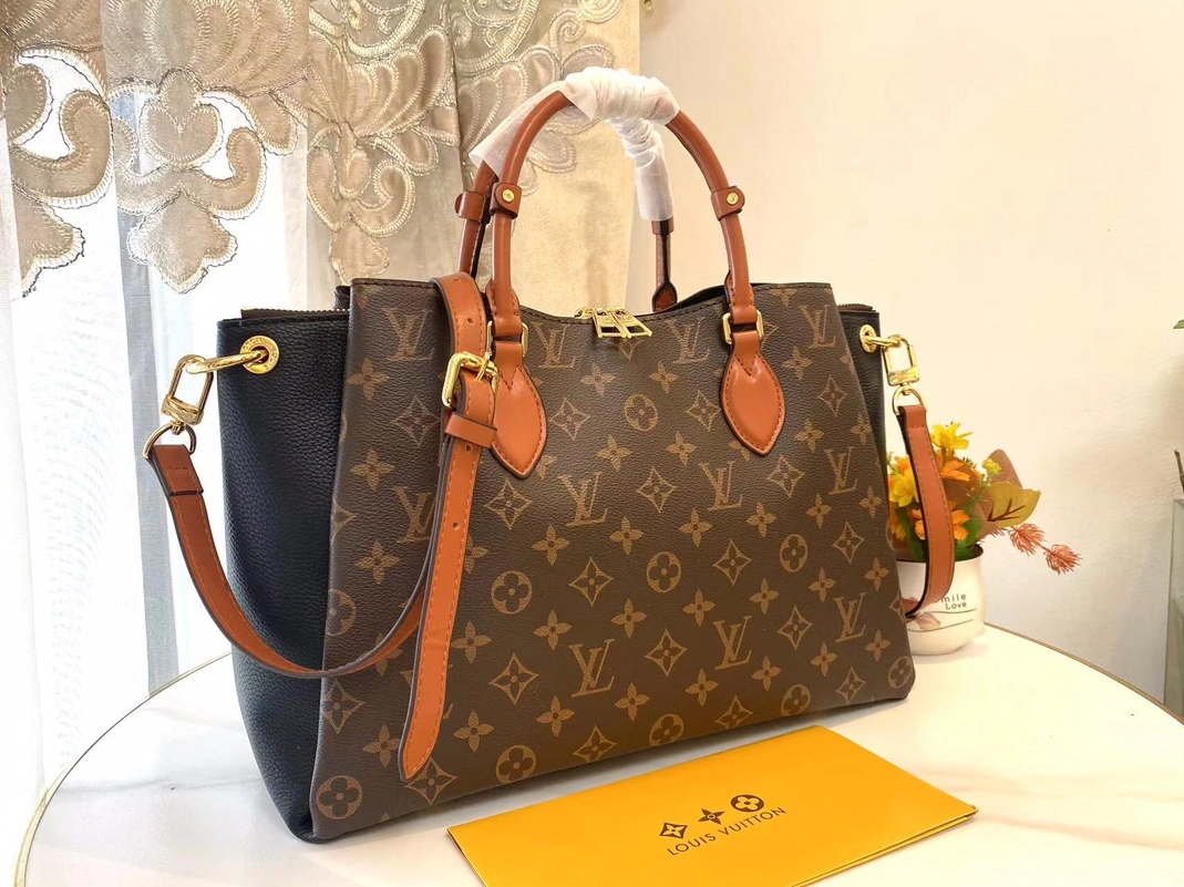 Cozy 9970 Louis Vuitton AAA Quality Handbags For Women - Image 3