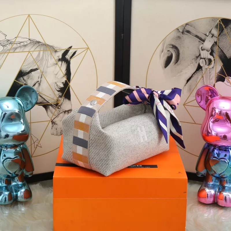 Durable 5242 Hermes AAA Quality Handbags For Women - Image 3