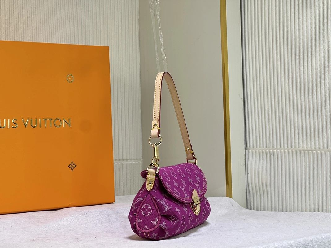 EasyMatch 7758 Louis Vuitton AAA Quality Shoulder Bags For Women
