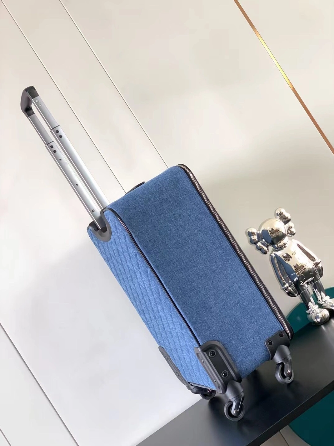 Efficient 2215 Chanel Luggage Upright For Unisex