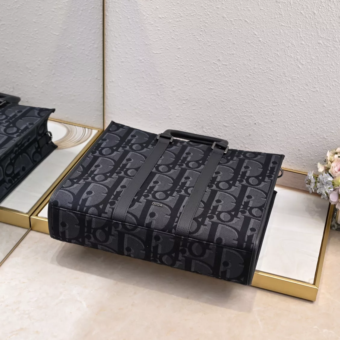 Efficient 372 Christian Dior AAA Man Handbags - Image 7