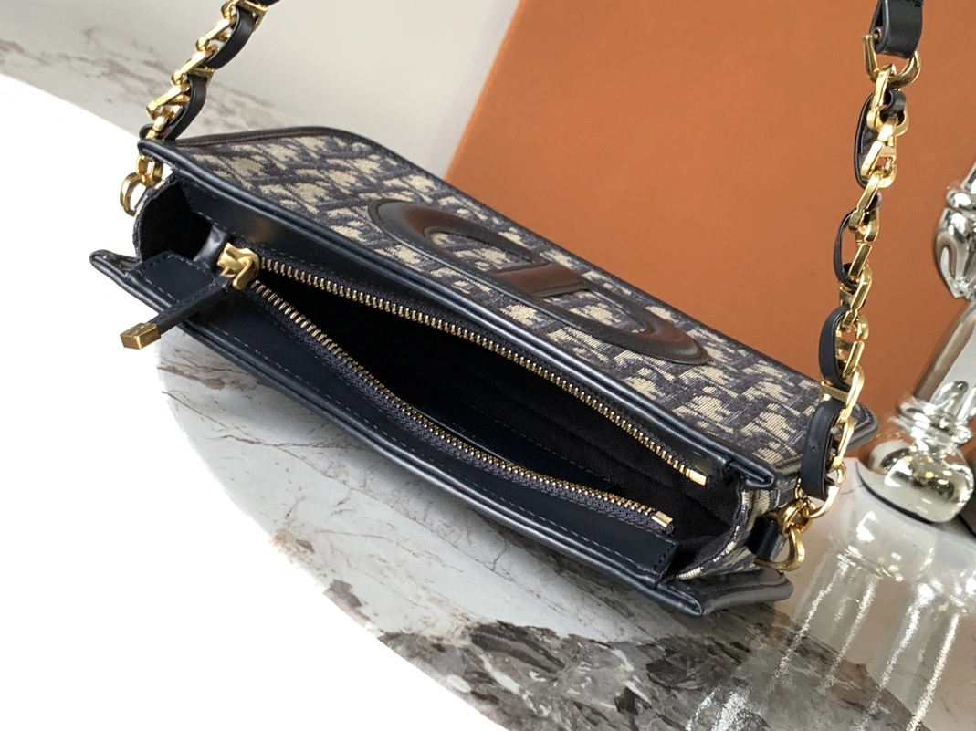 Efficient 7262 Christian Dior AAA Quality Messenger Bags For Women - Image 8