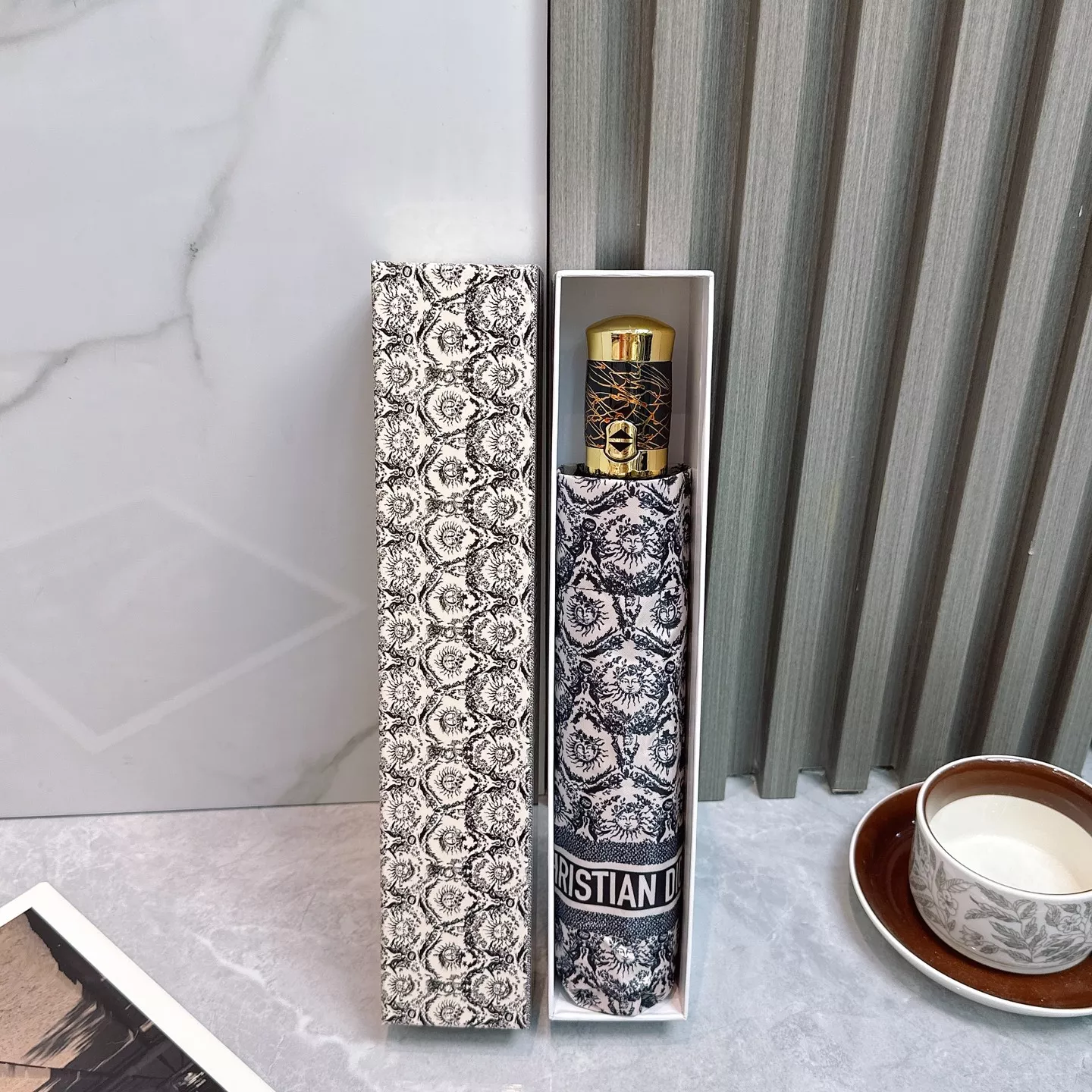 Efficient 9018 Christian Dior Umbrellas