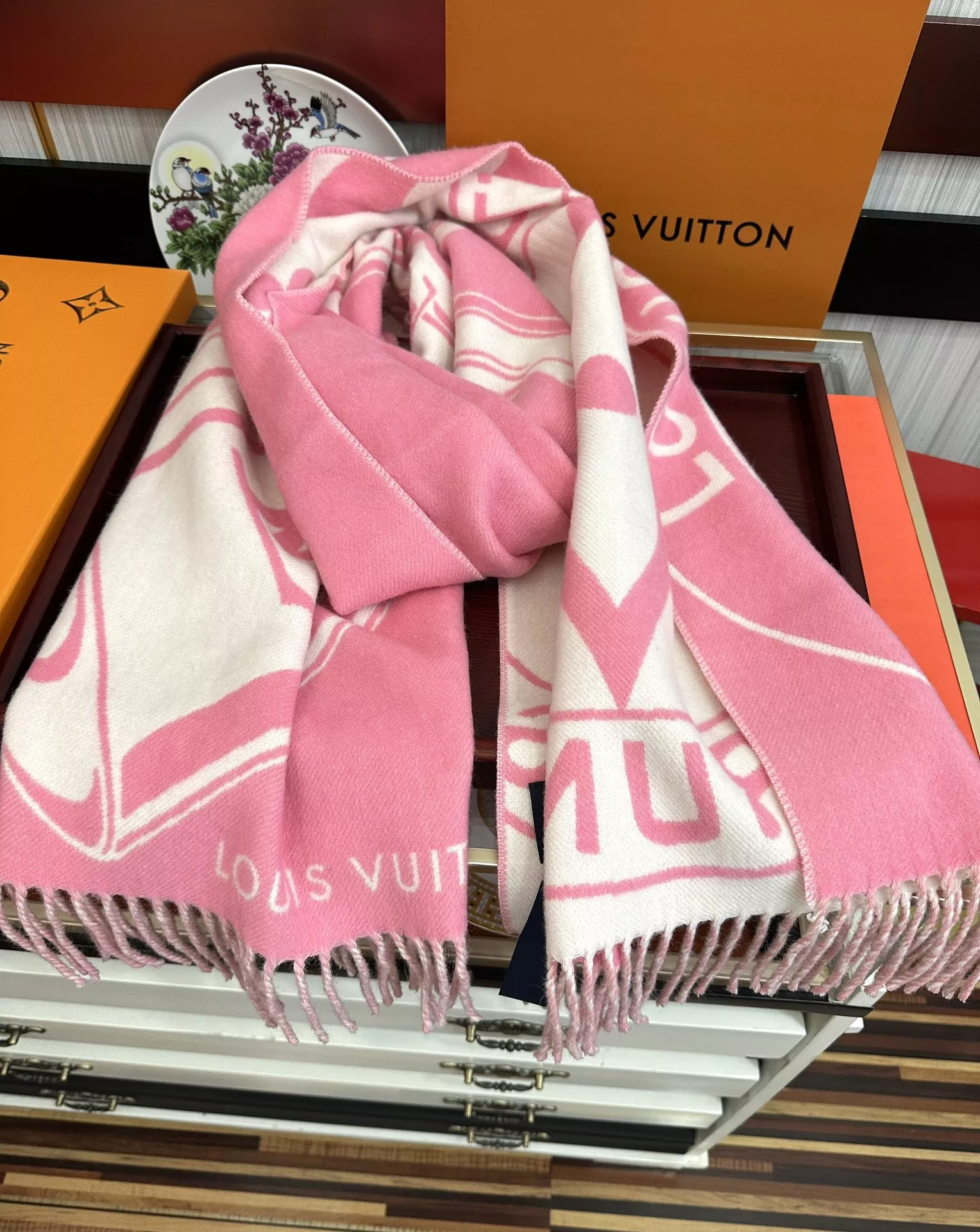 Efficient 9172 Louis Vuitton Scarf For Women - Image 4