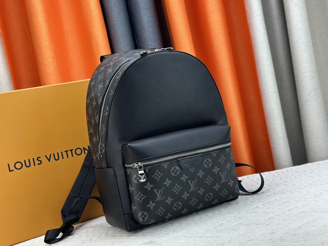 Elegant 1771 Louis Vuitton AAA Quality Backpacks For Unisex