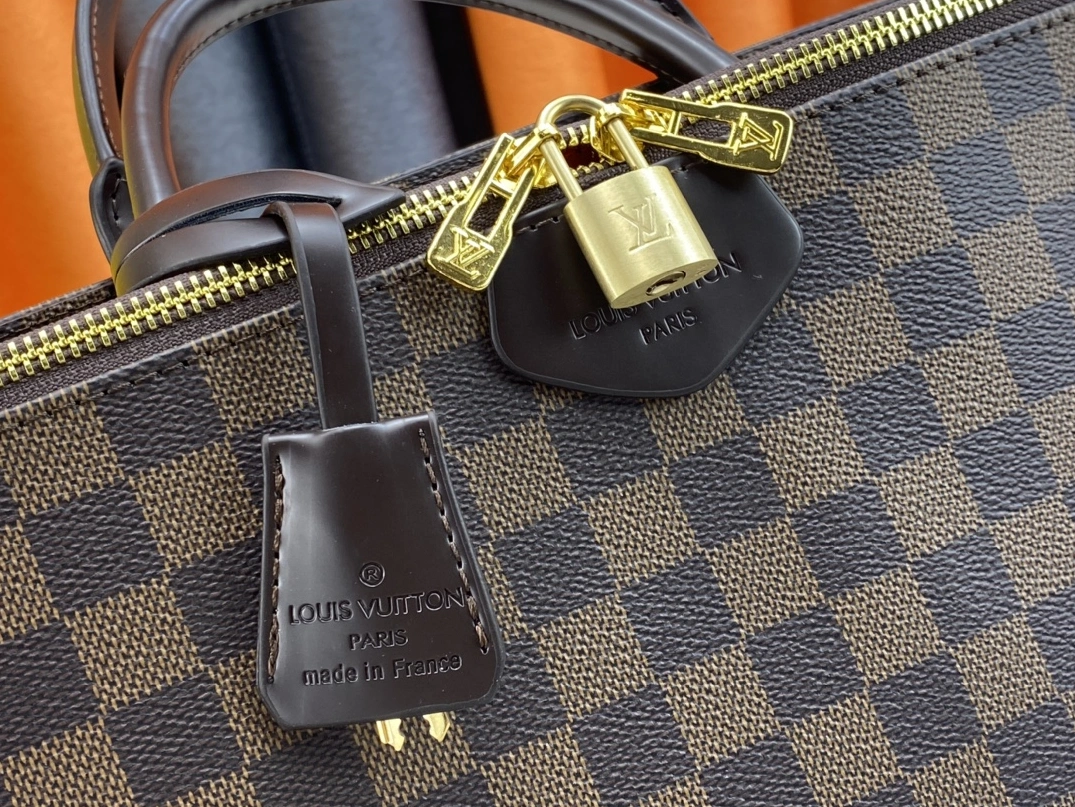 Elegant 3249 Louis Vuitton AAA Quality Handbags For Women - Image 6