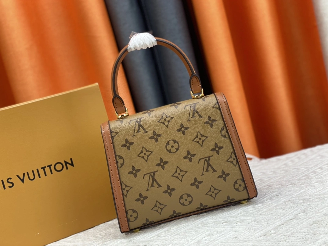 Elegant 3924 Louis Vuitton AAA Quality Handbags For Women - Image 4