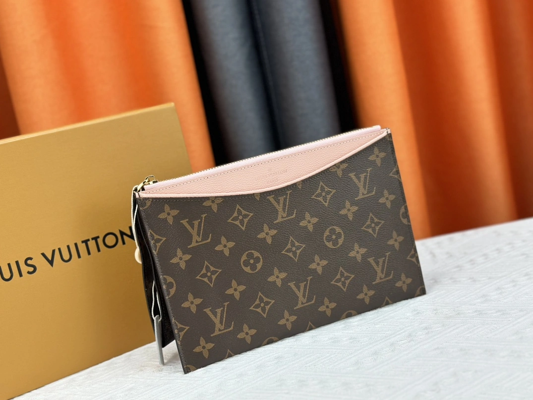 Fashionable 1044 Louis Vuitton LV Wallets