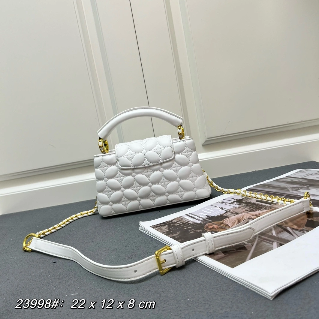 Fashionable 4246 Louis Vuitton AAA Quality Messenger Bags For Women