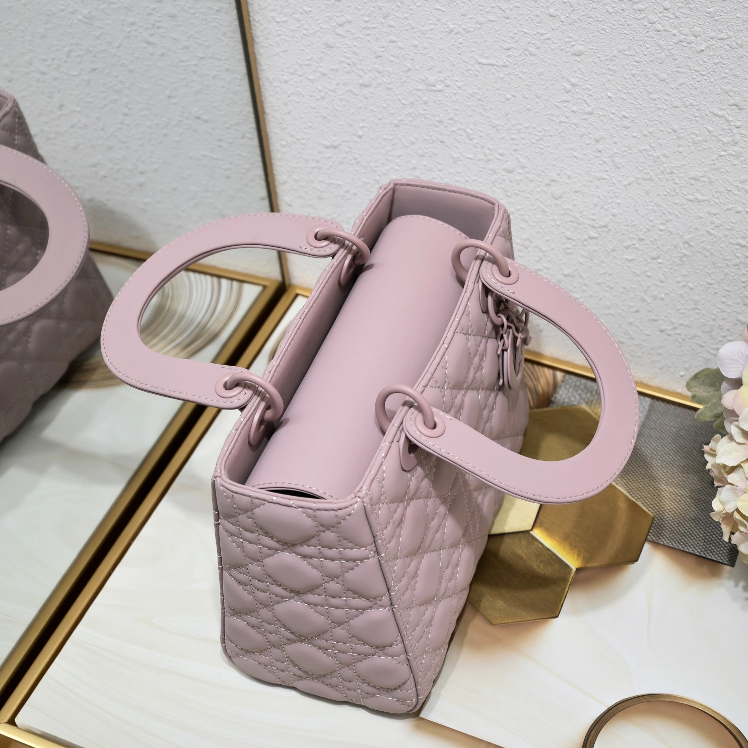 Fashionable 7621 Christian Dior AAA Quality Handbags For Women - Image 3