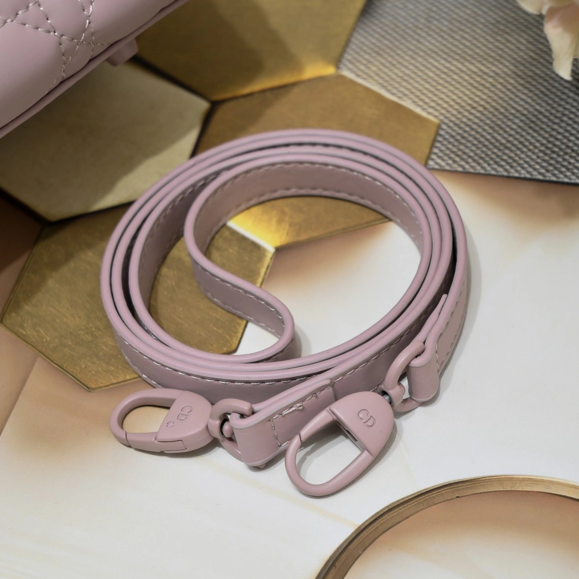 Fashionable 7621 Christian Dior AAA Quality Handbags For Women - Image 7