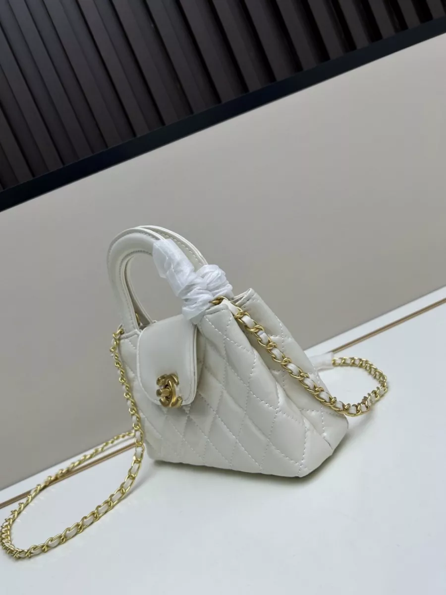 Fashionable 8014 Chanel AAA Quality Handbags For Women