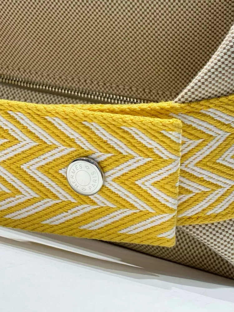 Fashionable 9544 Hermes AAA Quality Handbags For Women - Image 6