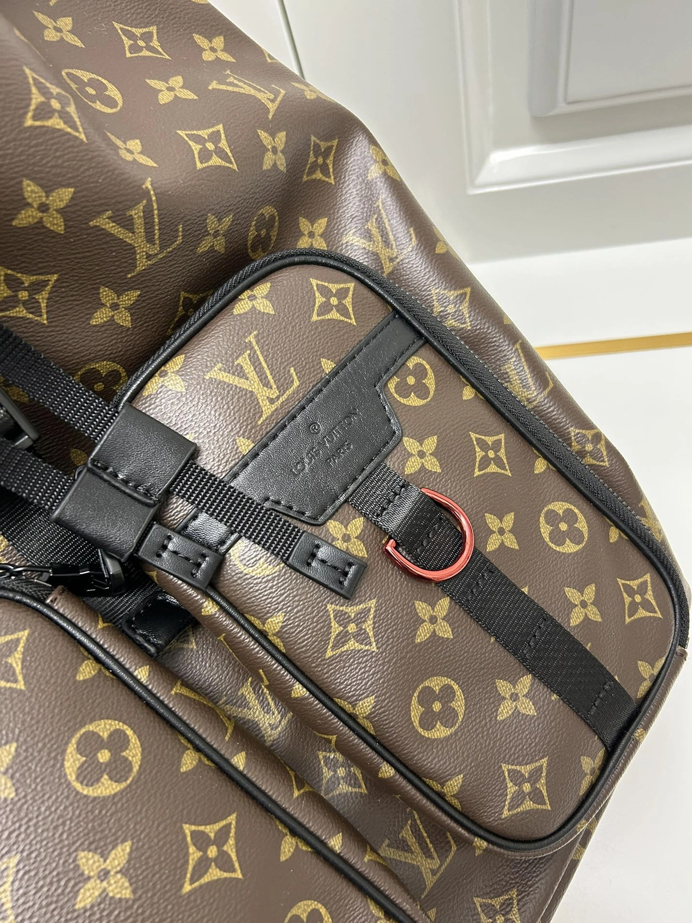 Flexible 6409 Louis Vuitton AAA Quality Backpacks For Unisex - Image 7