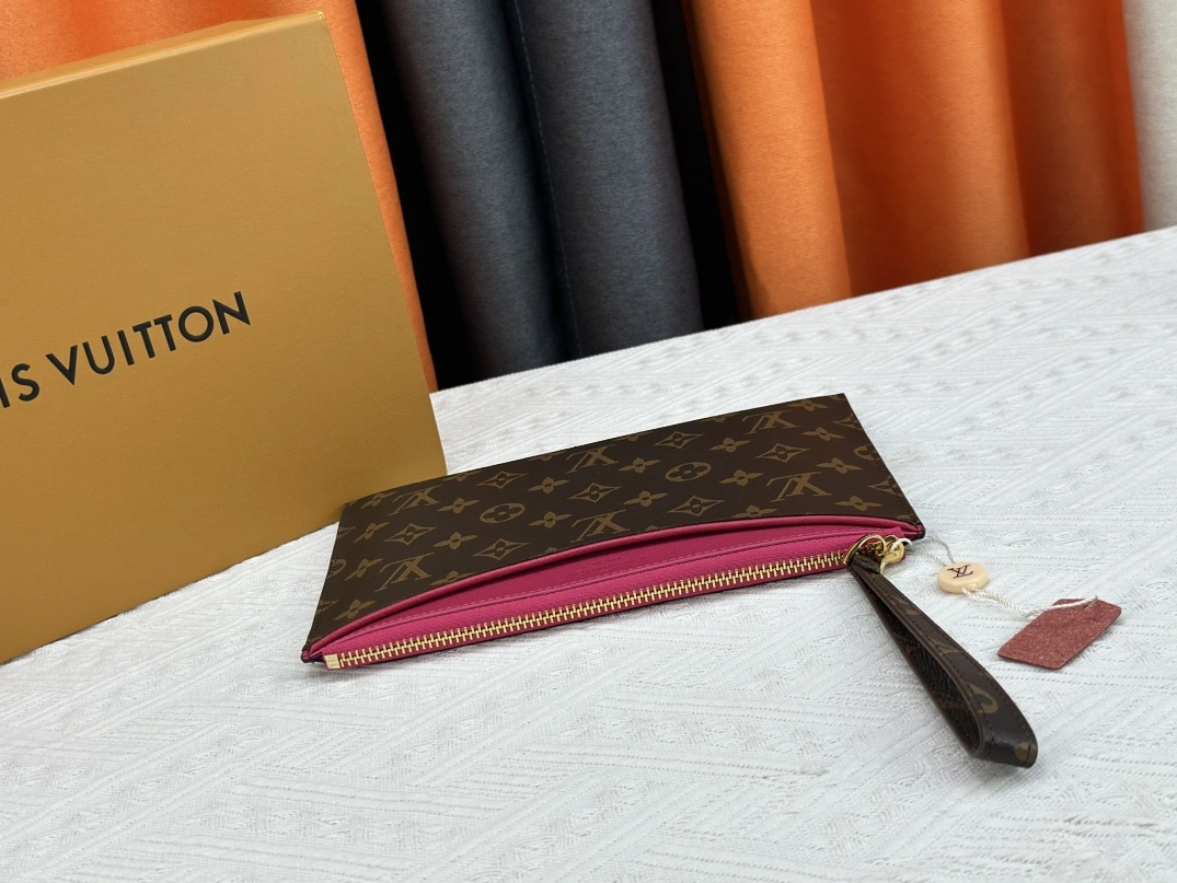 Flexible 9183 Louis Vuitton LV Wallets In Rose Red - Image 5