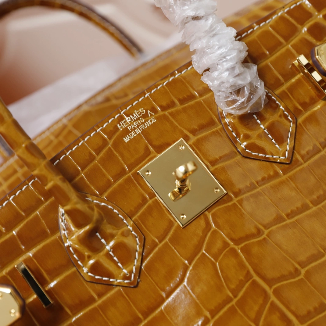 Functional 1770 Hermes AAA Quality Handbags For Women - Image 3