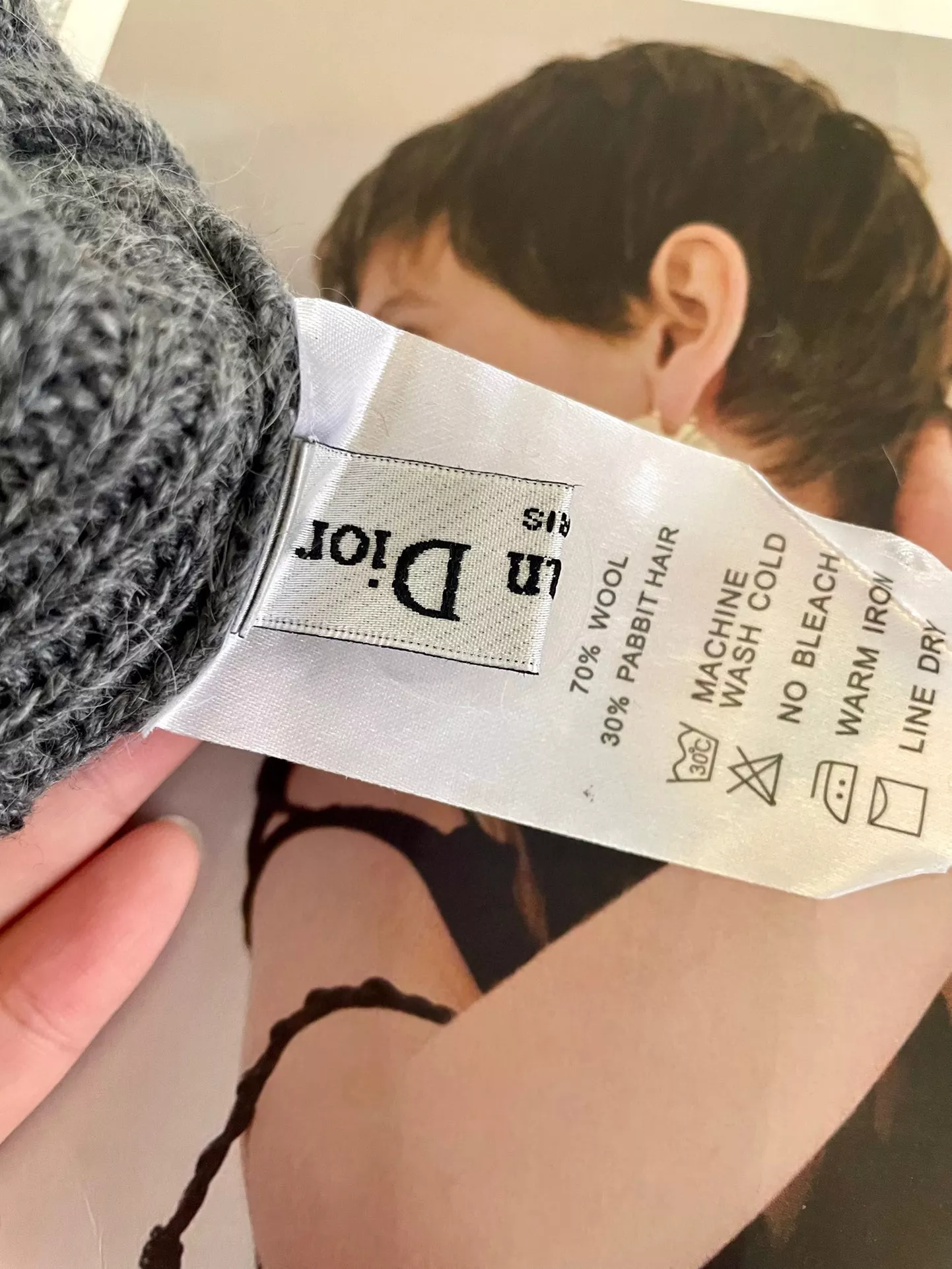 GoAnywhere 4866 Christian Dior Gloves - Image 5