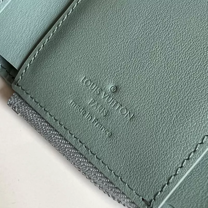 GoAnywhere 6915 Louis Vuitton AAA Quality Card Case - Image 5