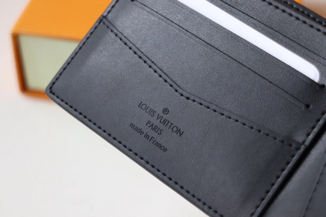 GoAnywhere 7518 Louis Vuitton AAA Quality Wallets - Image 6