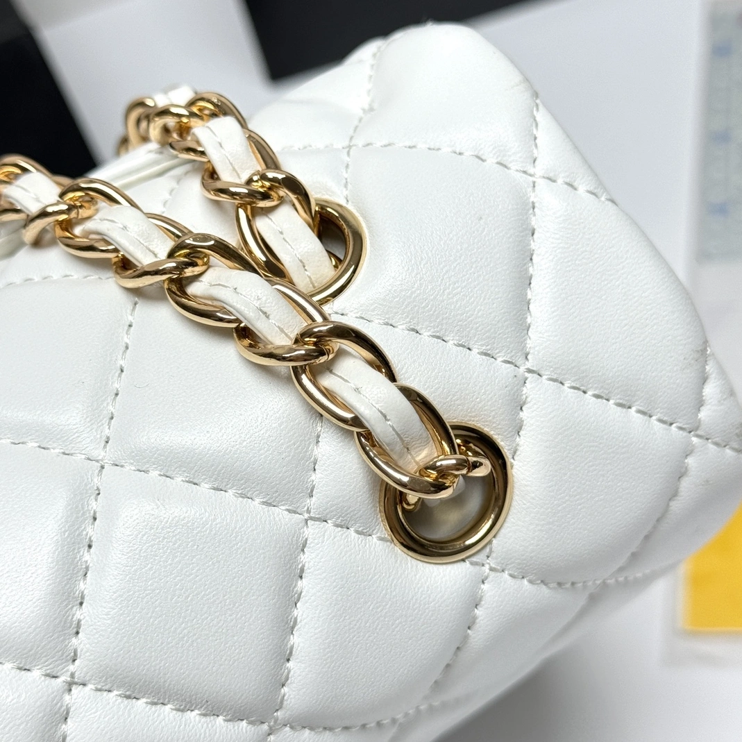 GoodFit 1993 Chanel AAA Quality Shoulder Bags For Women - Image 4