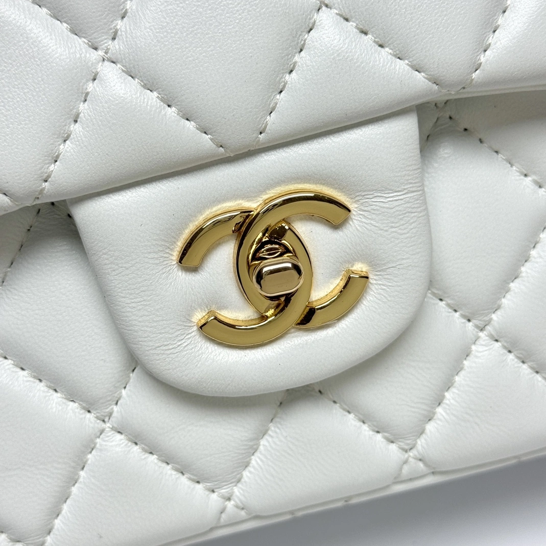 GoodFit 1993 Chanel AAA Quality Shoulder Bags For Women - Image 5