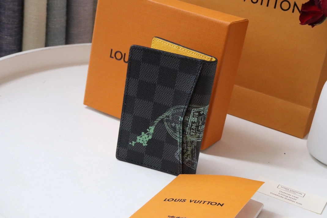 GoodFit 468 Louis Vuitton LV Card Case