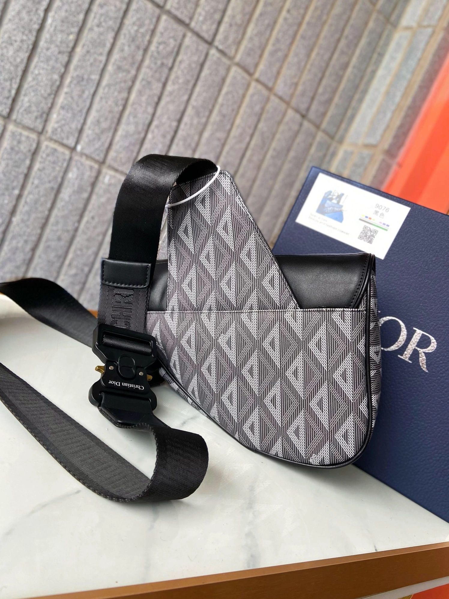 GoodFit 7753 Christian Dior AAA Man Messenger Bags - Image 3