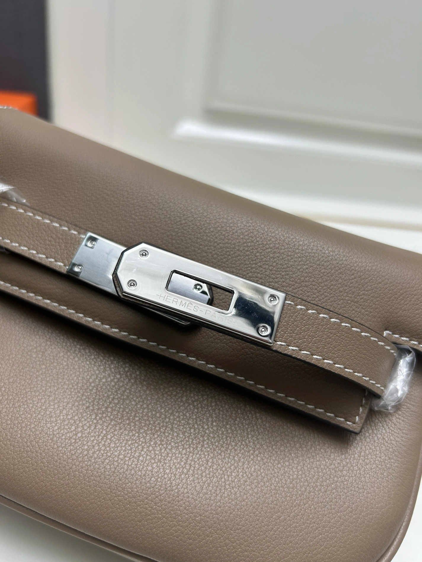 Hermes AAA Quality Belt Bags For Women Refined 5298 - Image 4