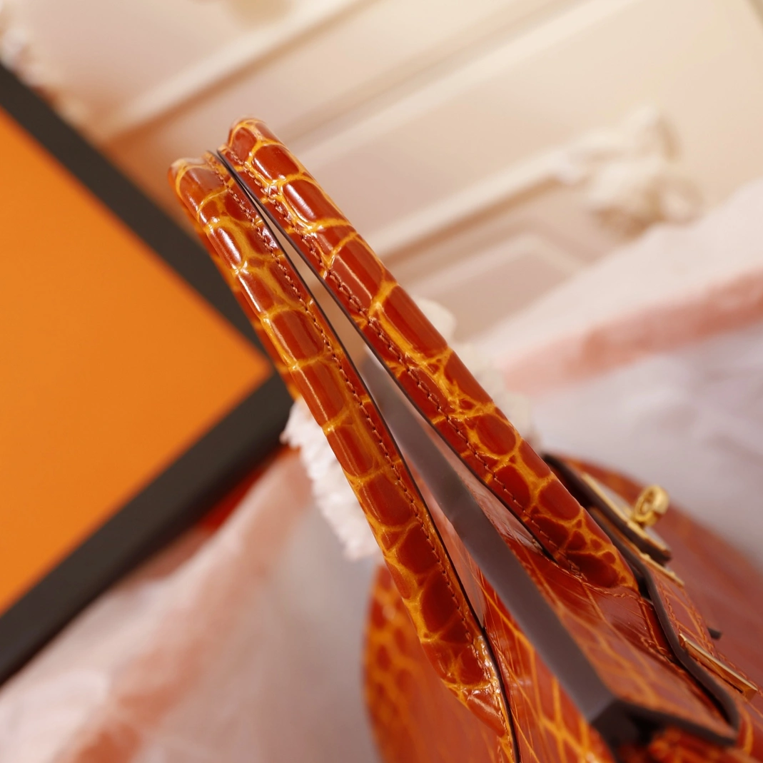 Hermes AAA Quality Handbags For Women Comfortable 4420 - Image 7