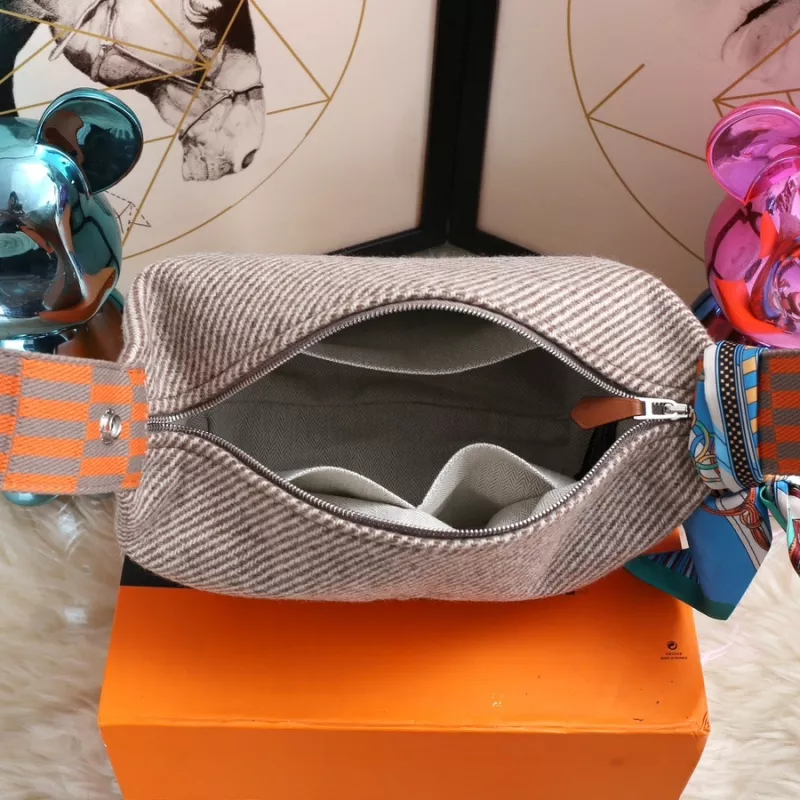 Hermes AAA Quality Handbags For Women Cozy 3284 - Image 7