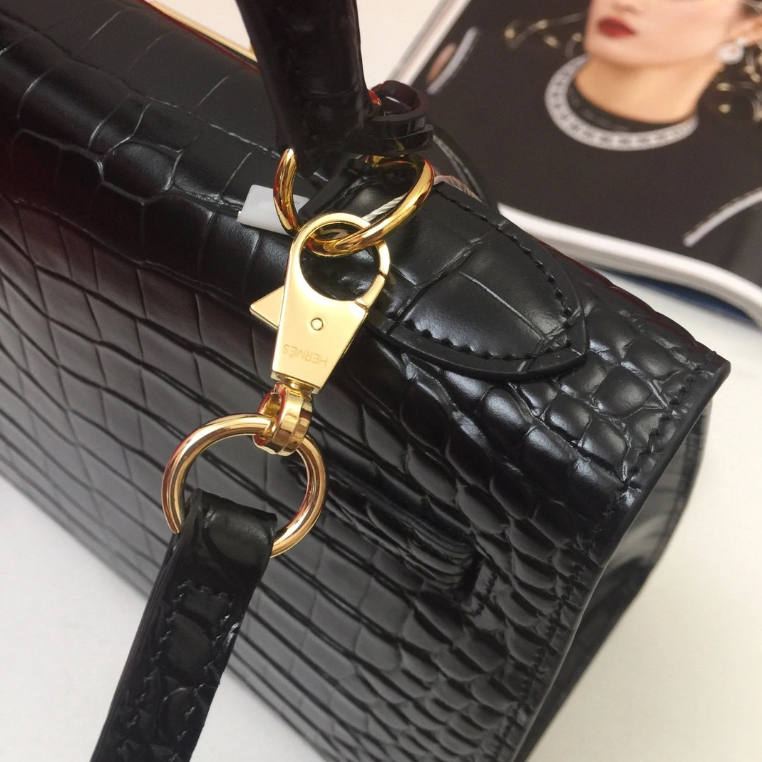 Hermes AAA Quality Handbags For Women Cozy 8325 - Image 4