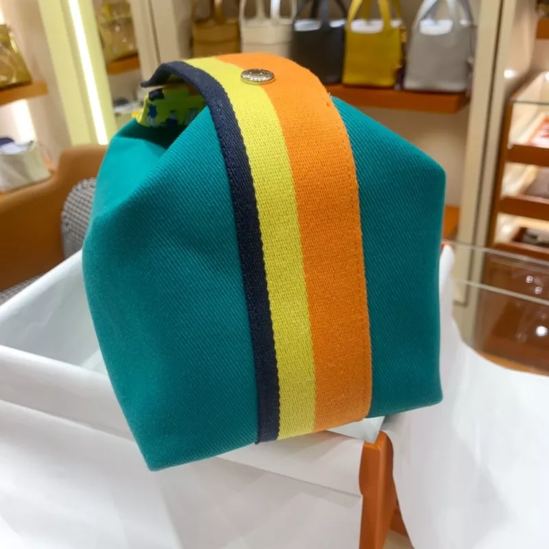 Hermes AAA Quality Handbags For Women Fashionable 3133 - Image 4