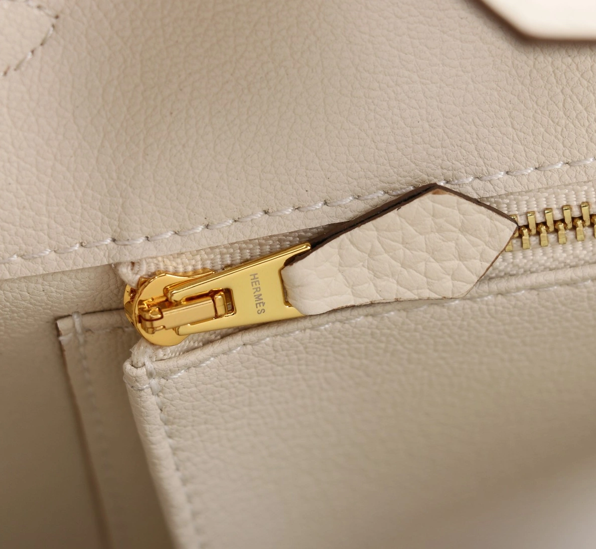 Hermes AAA Quality Handbags For Women Practical 512 - Image 7