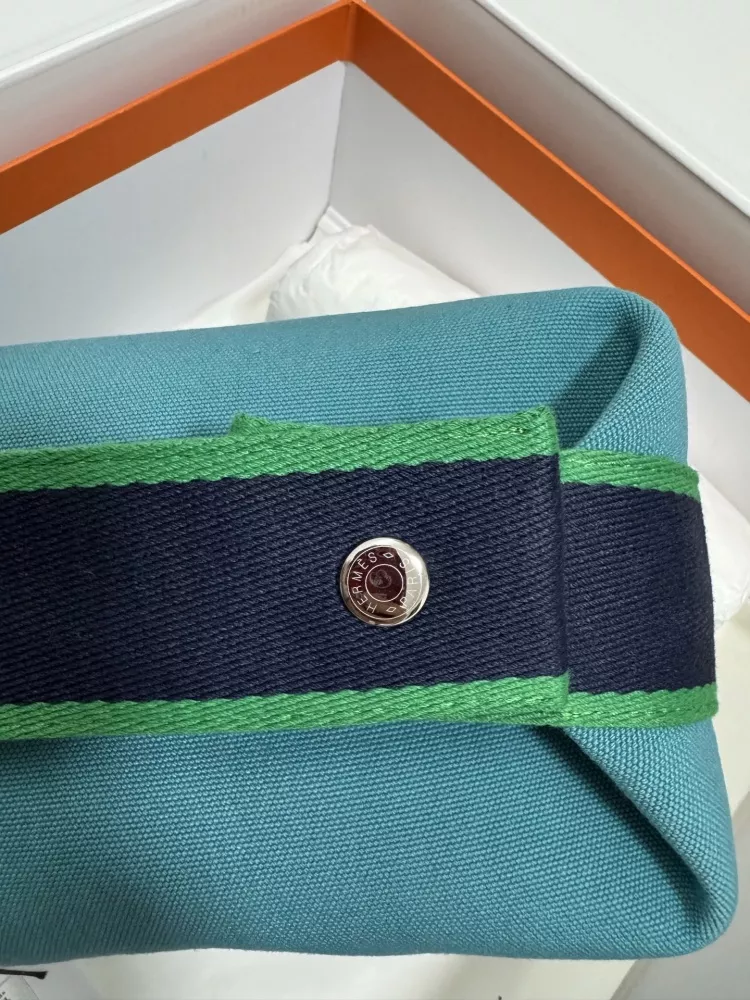 Hermes AAA Quality Handbags For Women Stylish 3069 - Image 4