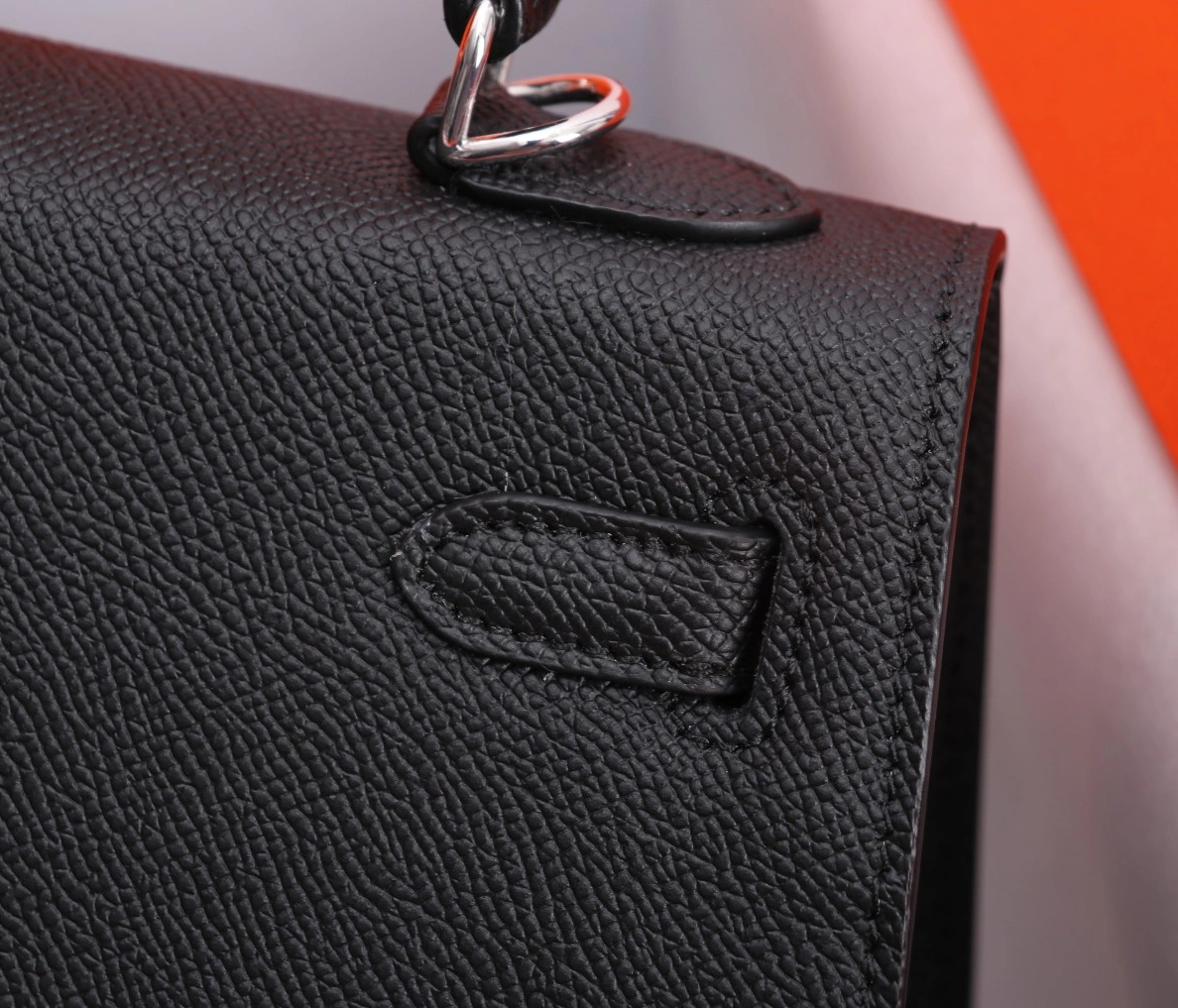 Hermes AAA Quality Handbags For Women Trendsetting 2526 - Image 5