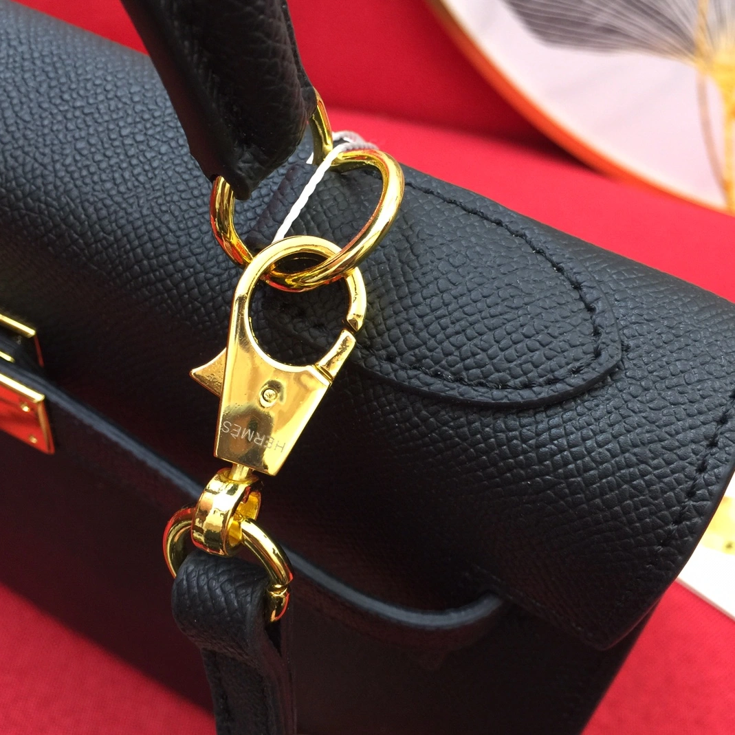 Hermes AAA Quality Messenger Bags For Women AllSeason 1298 - Image 4