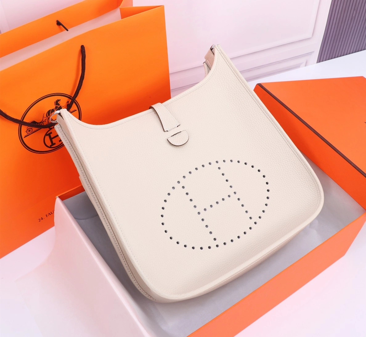 Hermes AAA Quality Messenger Bags For Women ModernLook 6972 - Image 3