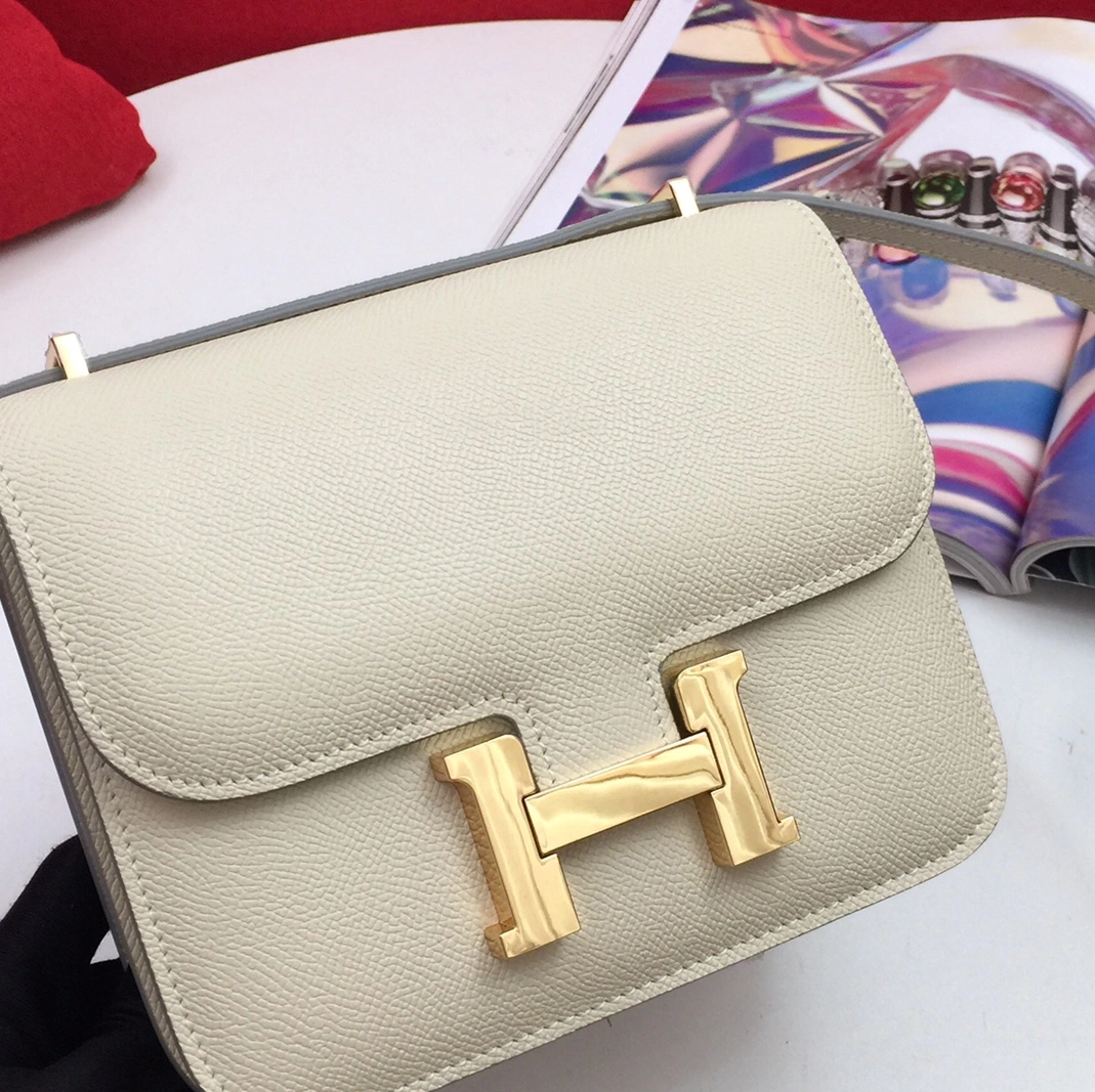 Hermes AAA Quality Messenger Bags For Women Refined 2032 - Image 3