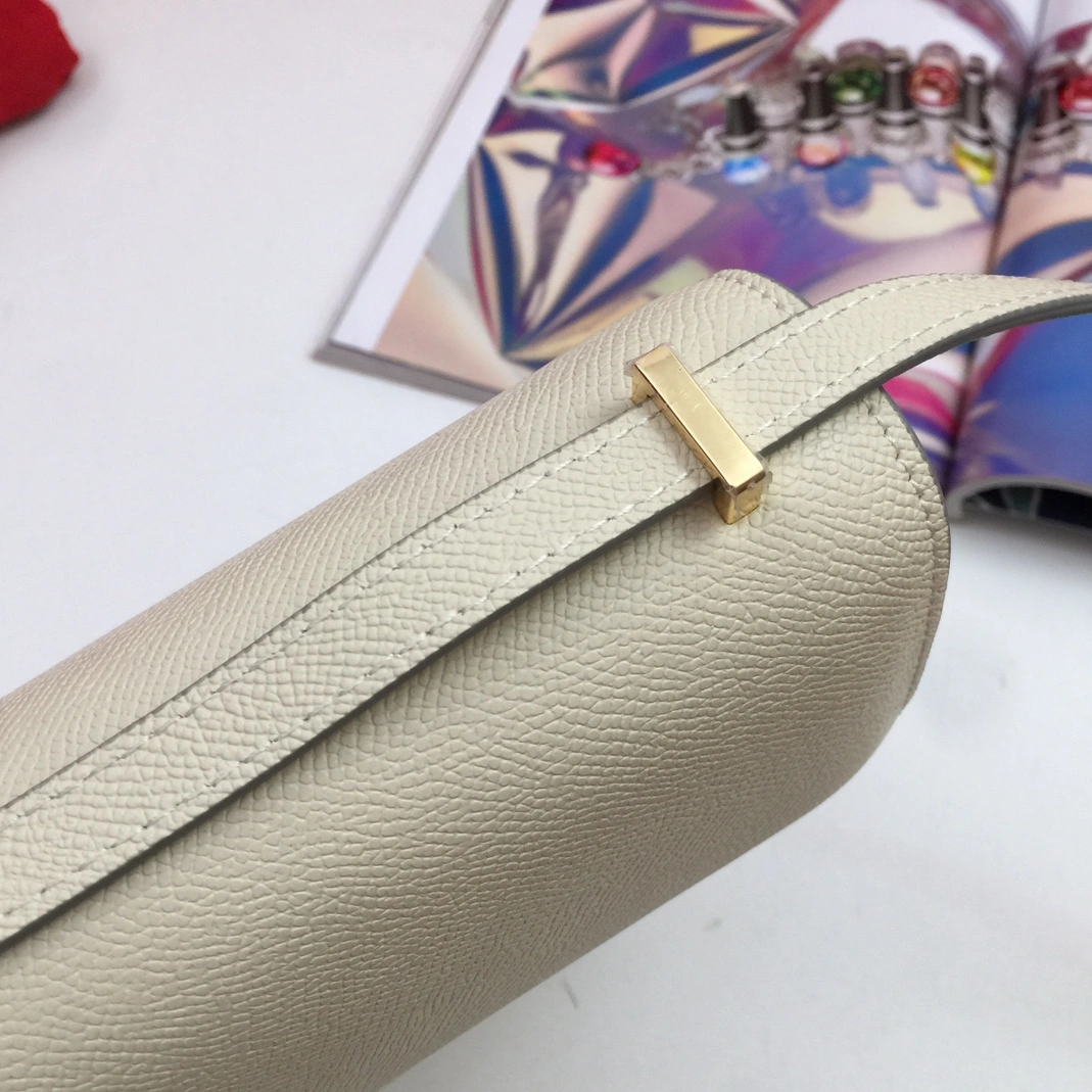 Hermes AAA Quality Messenger Bags For Women Refined 2032 - Image 4